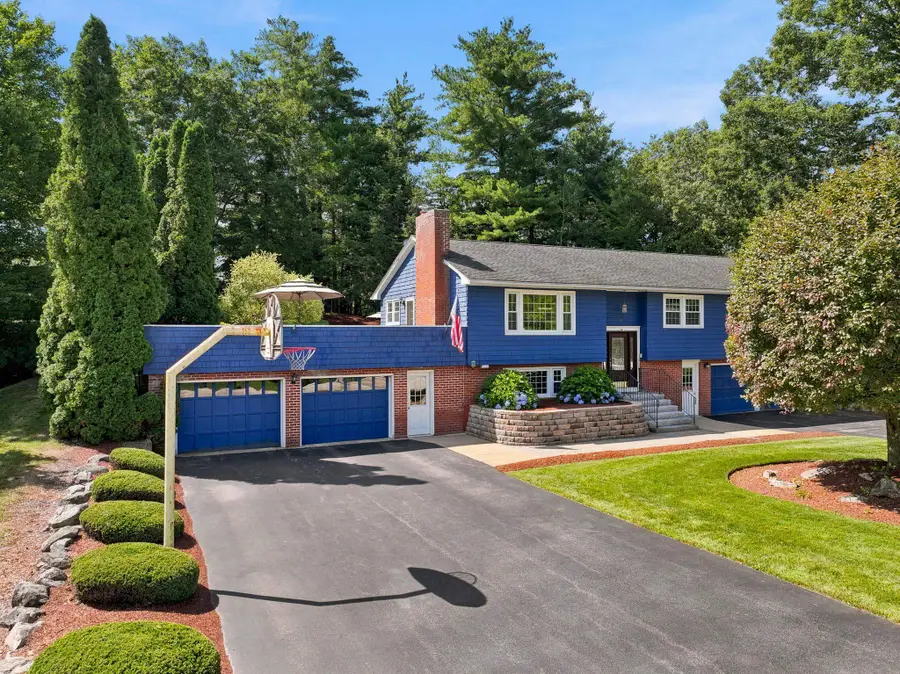 12 Deerhaven Drive, Nashua, NH 03064 - #3
