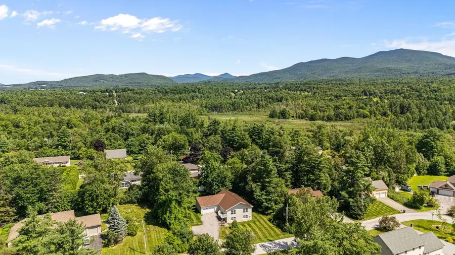 8 Lamontagne Lane, Rutland, VT 05701-3782 - #2