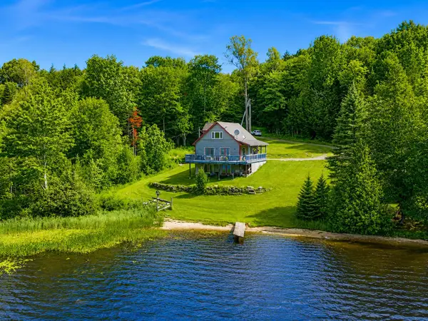 212 Boulder Drive, Derby, VT 05829