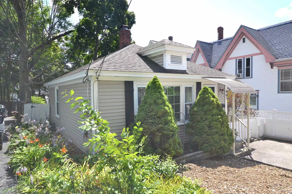 461 Manchester Street, Manchester, NH 03103 - #1