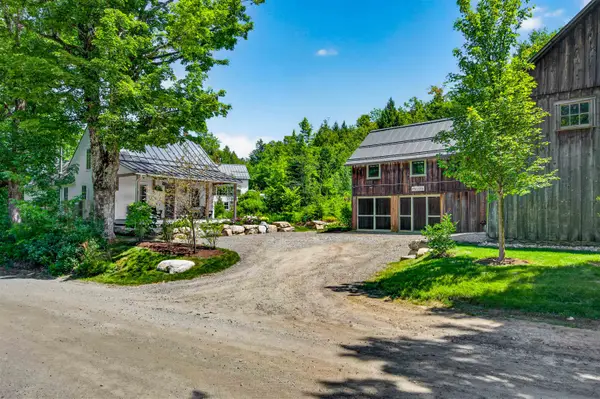 494-498 Goodaleville Road, Jamaica, VT 05343
