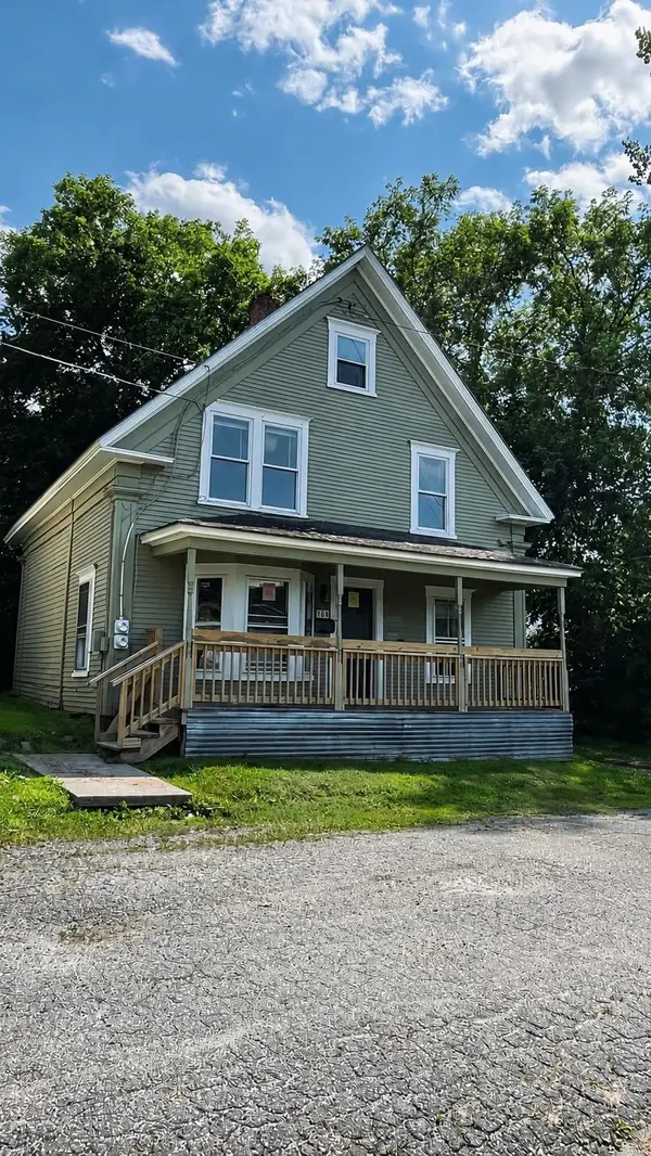 16 Water Street, Orleans, VT 05822