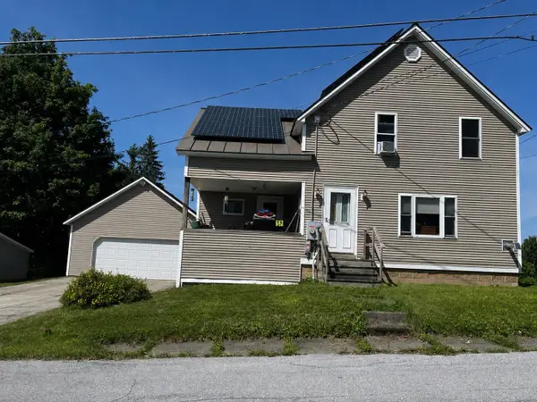 94 Highland Avenue, Richford, VT 05476