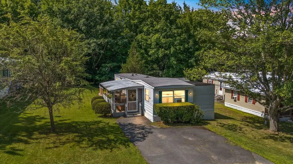 99 Hayes Mobile Home Park, Exeter, NH 03833 - #1