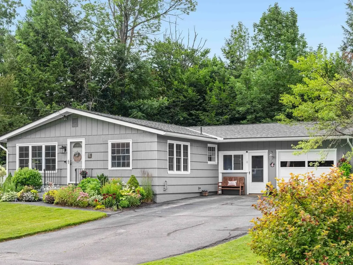 5 Spruce Lane, Barre, VT 05641 - #1