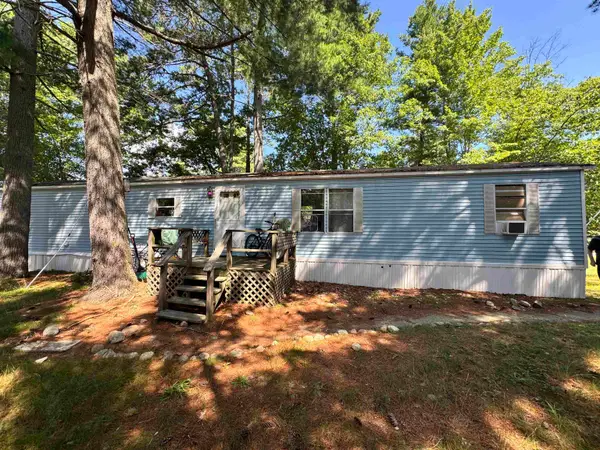 20 Castle Drive, Conway, NH 03818