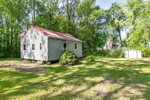 2322 West Shore Road, Alburgh, VT 05440