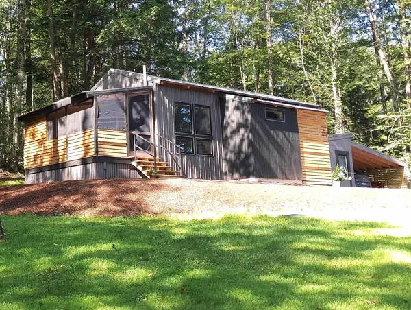 572 Roberts Road, Weathersfield, VT 05156