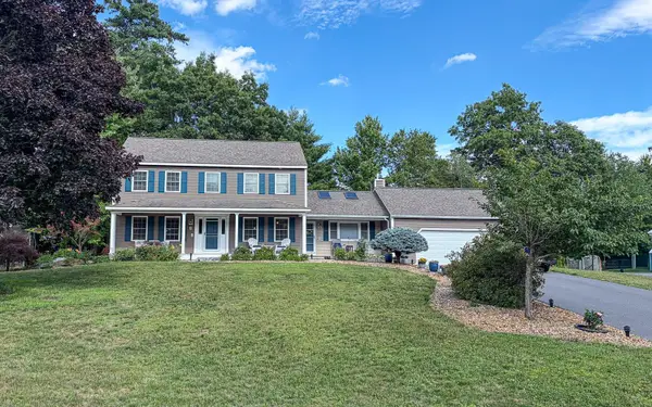 3 Glenwood Drive, Litchfield, NH 03052