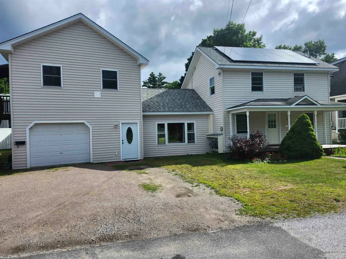 10 Jackson Street, Essex Junction, VT 05452 - #1