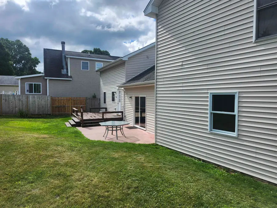 10 Jackson Street, Essex Junction, VT 05452 - #3
