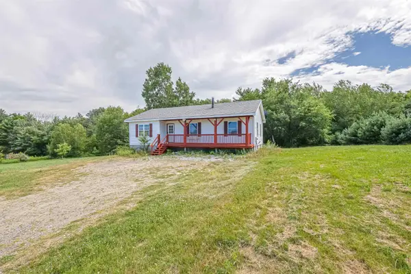 285 Currier Road, Hill, NH 03243