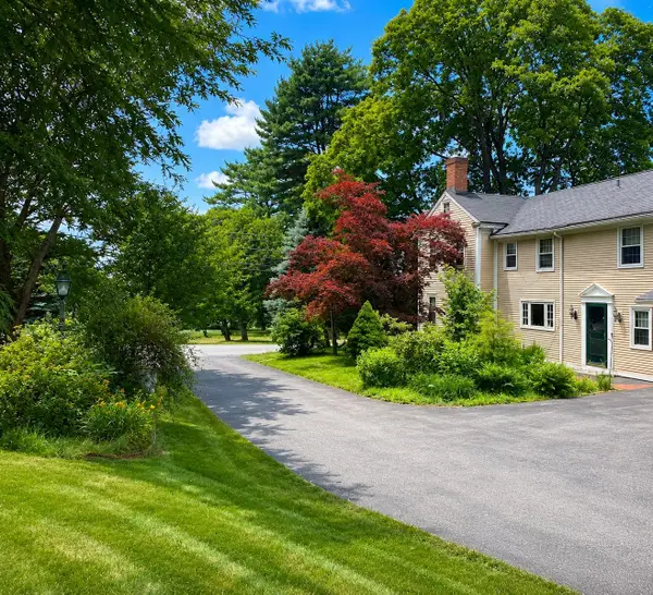 240 Mountain Road, Concord, NH 03301