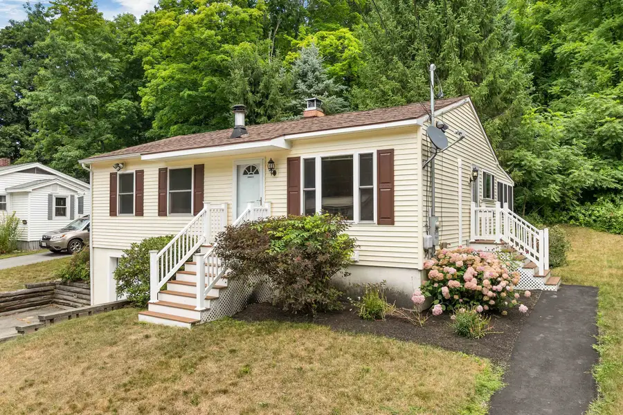 34 Valley Street, Laconia, NH 03246 - #3