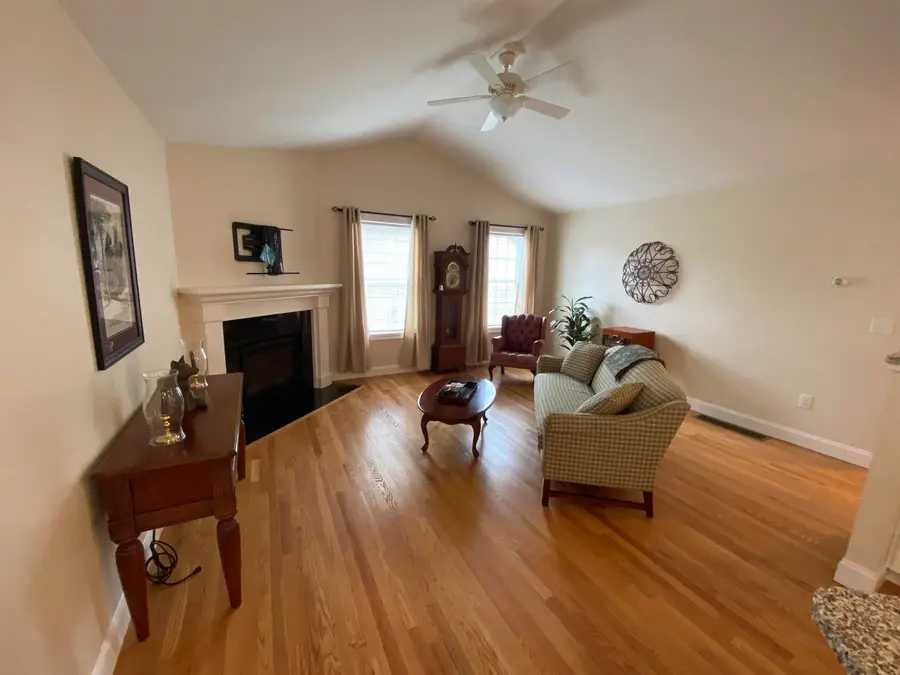 2 Club House Way, Amherst, NH 03031 - #3