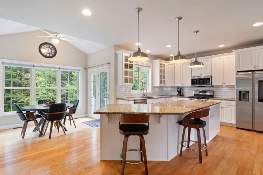 900 Ledgewood Drive, Williston, VT 05495 - #3