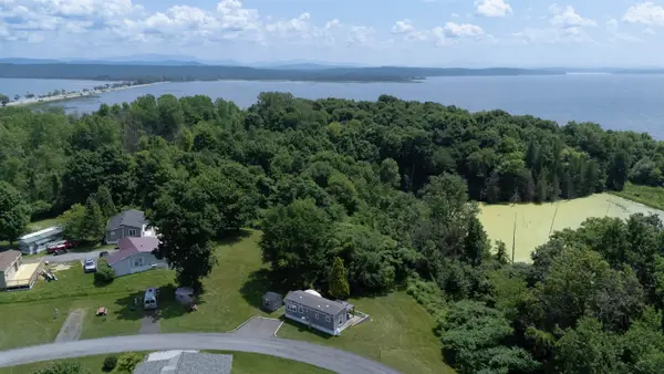 36 Island Circle, South Hero, VT 05486