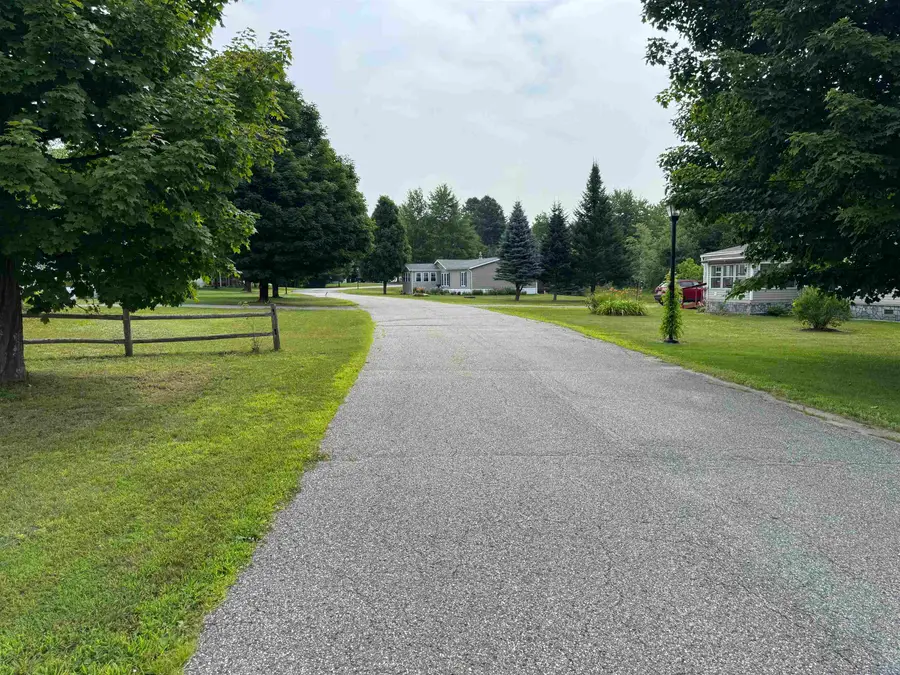 158 Oakwood Drive, Hyde Park, VT 05655 - #2