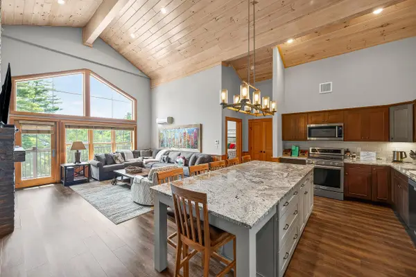 235 Skimobile Road #1404, Conway, NH 03860