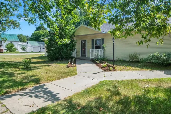 1 Atrium Way #103, Milton, VT 05468