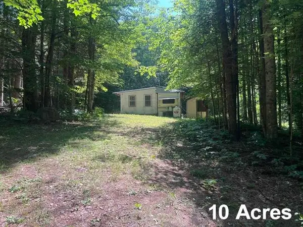 325 Quint Road, Ryegate, VT 05069