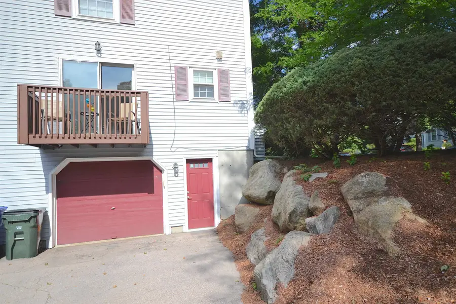 80 Beech Hill Avenue #1, Manchester, NH 03103 - #3