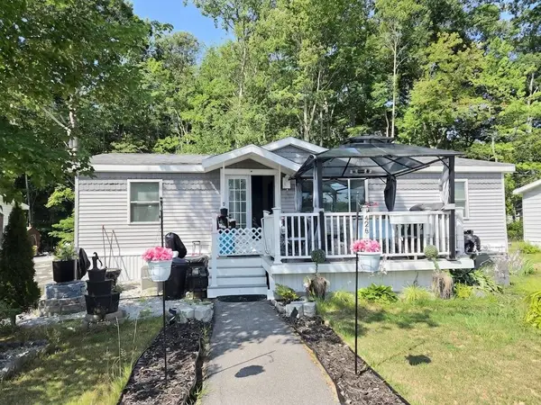 426 Sherwood Glen, Somersworth, NH 03878
