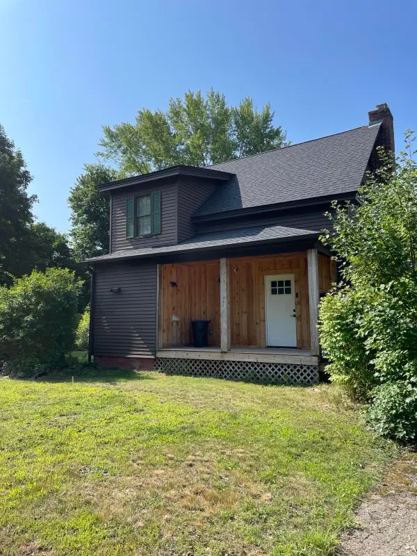 24 Hanson Street, Somersworth, NH 03878