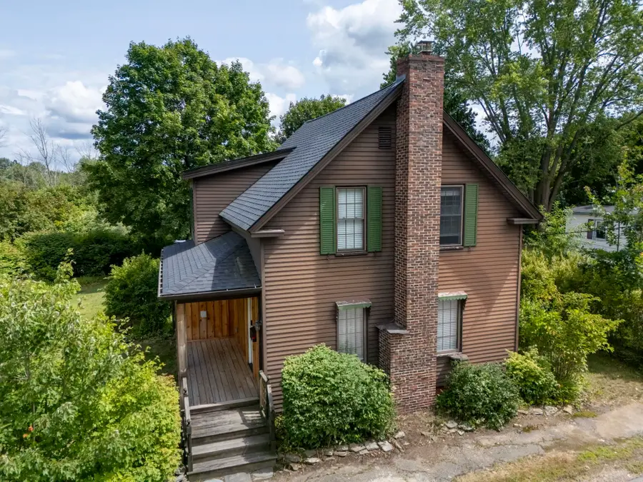 24 Hanson Street, Somersworth, NH 03878 - #2