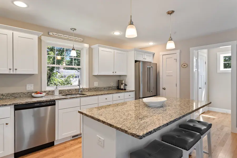 10 Charron Circle, Exeter, NH 03833 - #3