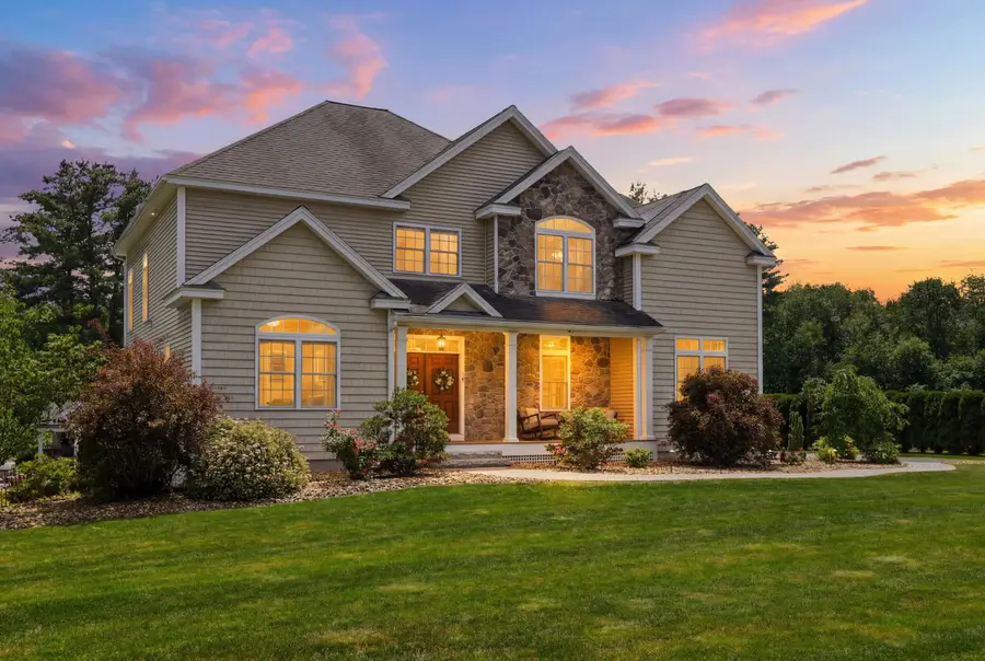 28 Lamplighter Lane, Salem, NH 03079 - #2