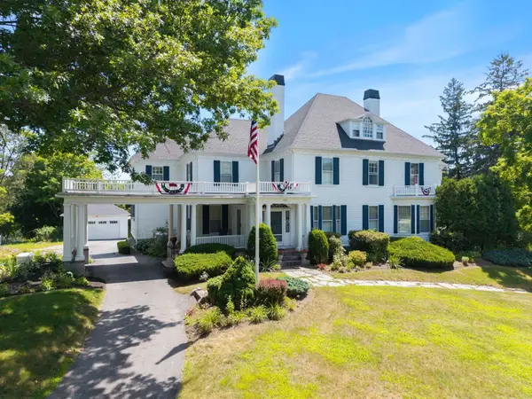 555 Main Street, Farmington, NH 03835
