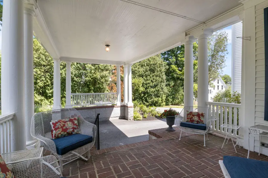 555 Main Street, Farmington, NH 03835 - #3