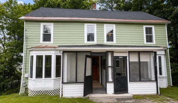 185 Third Street, Newport City, VT 05855