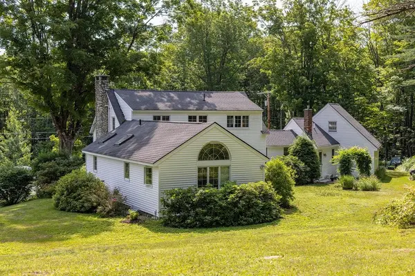 107 Whitney Brook Road, New London, NH 03257