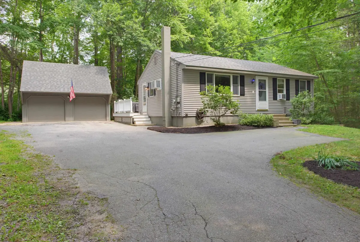 41 John Street, Raymond, NH 03077 - #1