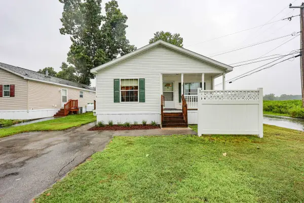 545 Elm Street #1, Milford, NH 03055