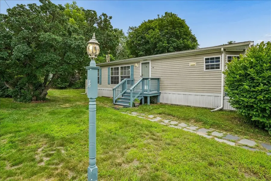 14 Gertrude Avenue, Raymond, NH 03077 - #3