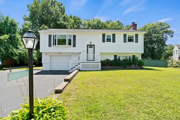 9 Cypress Street, Salem, NH 03079