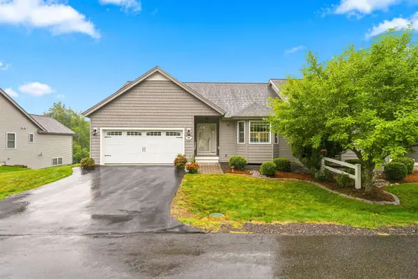77 Cowbell Crossing, Atkinson, NH 03811