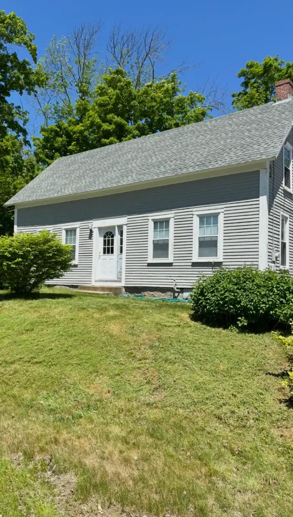 86 Bearcamp Highway, Tamworth, NH 03883