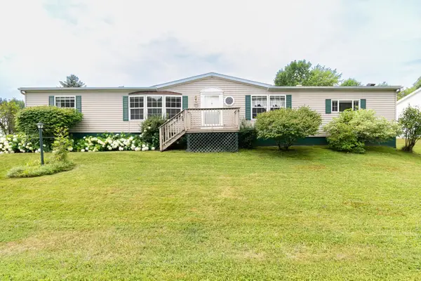 611 Meadowbend Road, Williston, VT 05495