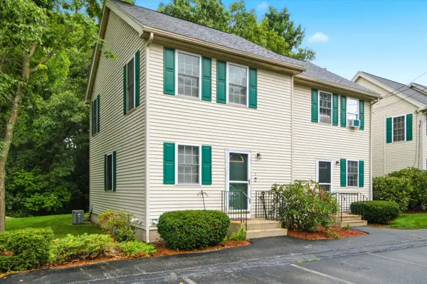 2 Rockwood Way, Manchester, NH 03103