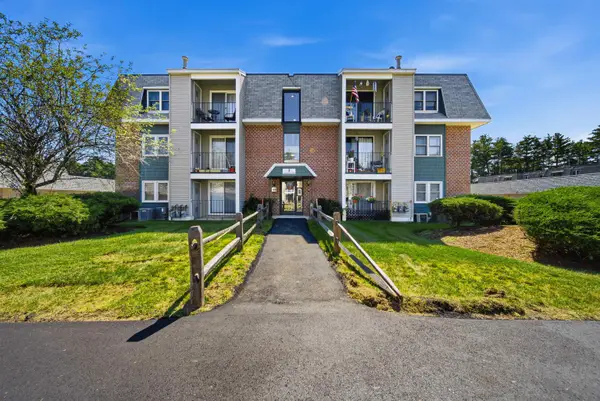 3 Roedean Drive #104, Nashua, NH 03063