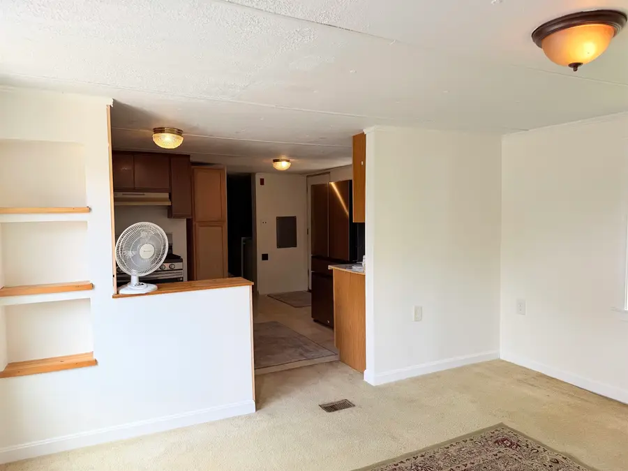 14 Monroe Avenue, Allenstown, NH 03275 - #3