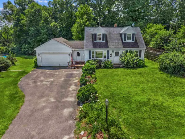 141 Greenwood Court, Manchester, NH 03108