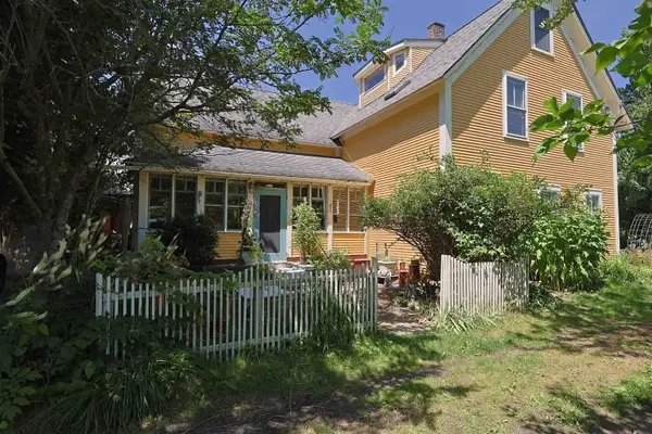669 US Route 5, Hartland, VT 05052