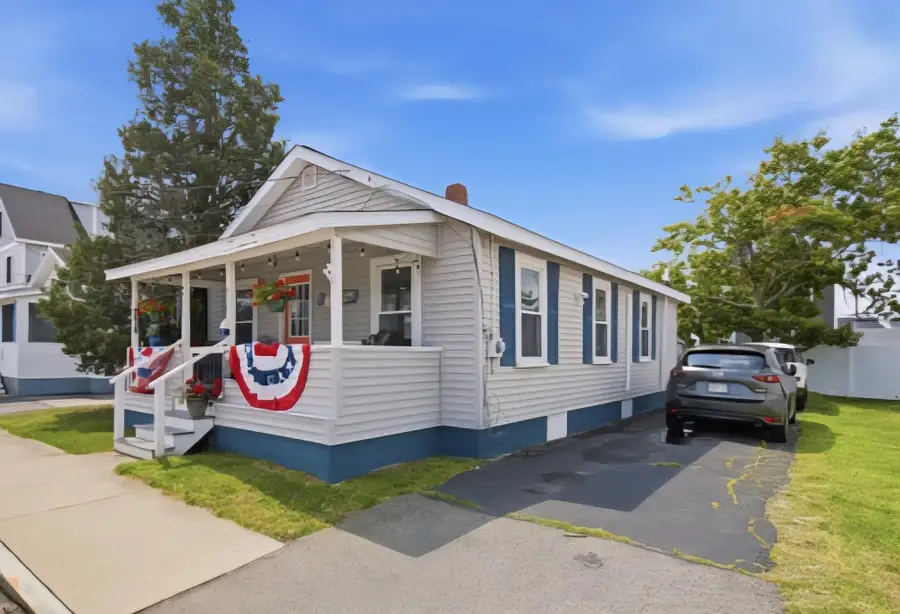 51 Highland Avenue, Hampton, NH 03842 - #2
