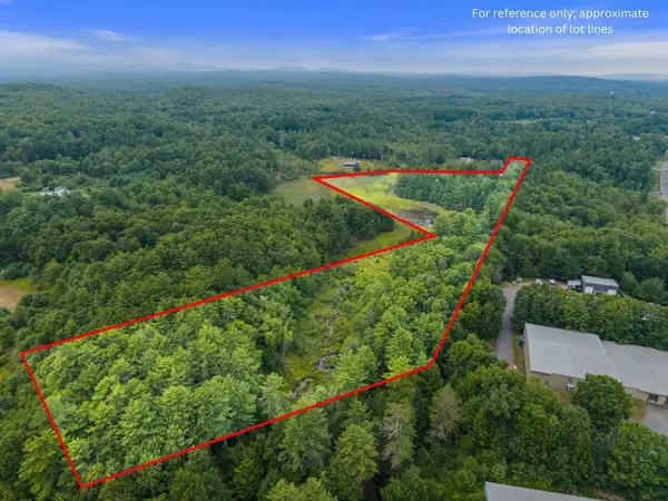 19 Scruton Pond Road, Barrington, NH 03825