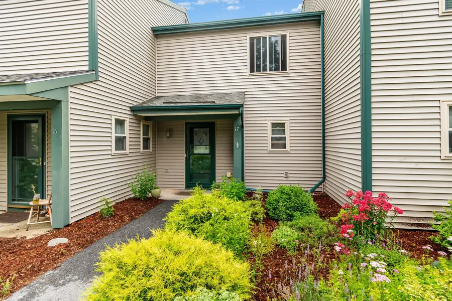 17 Hideaway Lane, Williston, VT 05495 - #2